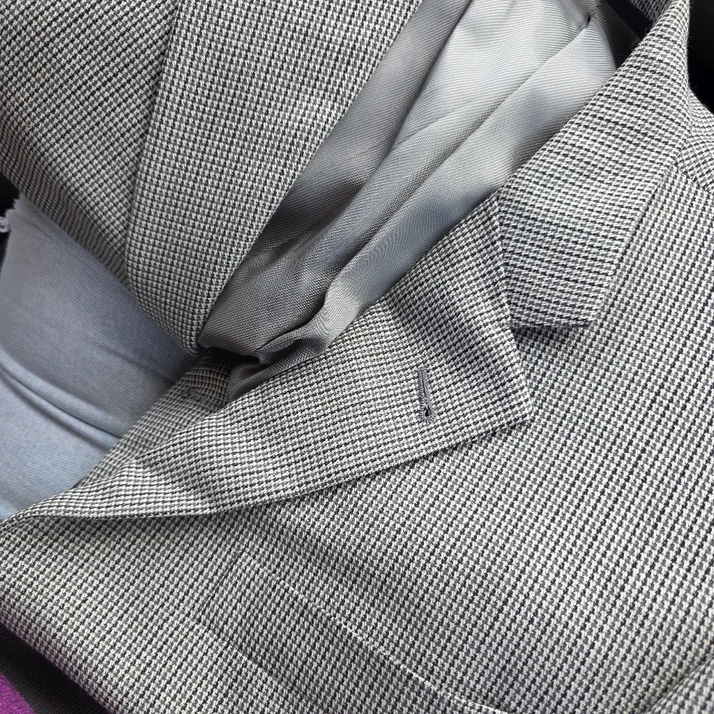 BURBERRY PERFECT SHAPE Tan,grey And Black Plaid Jacket with Wool Grey Trim